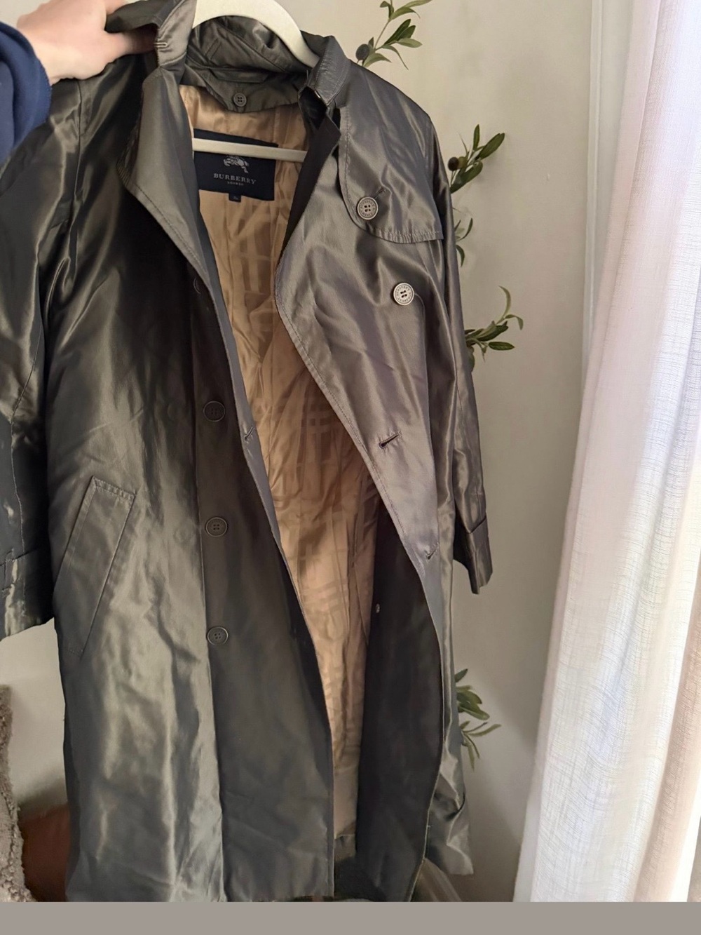 Burberry Classic Mens Trench Coat in Olive Green